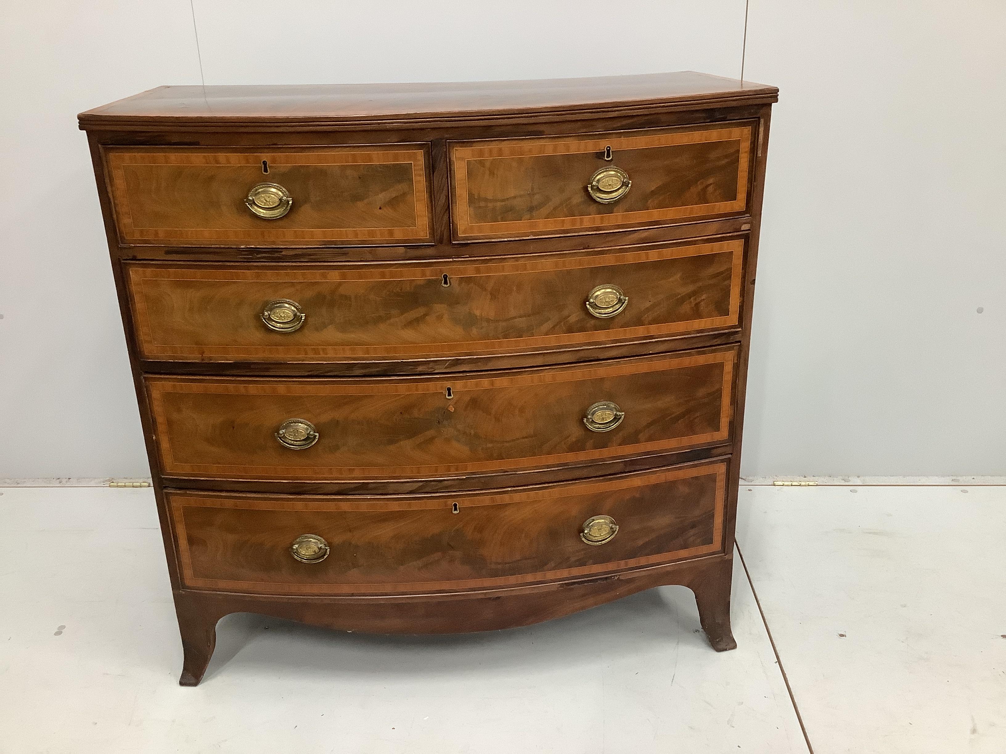 A Regency satinwood banded mahogany bow fronted chest of drawers, width 105cm, depth 55cm, height 104cm